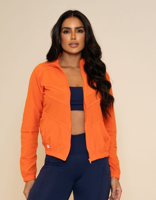 F239 - Jaqueta Fitness em Tactel com Frisos - Estilo e Funcionalidade para Seus Treinos.