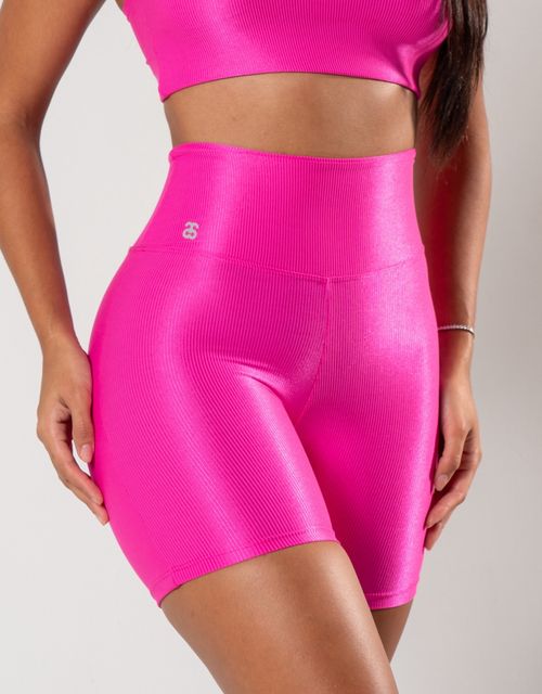 F438F - Short fitness curto, tecido micro canelado, forrado.
