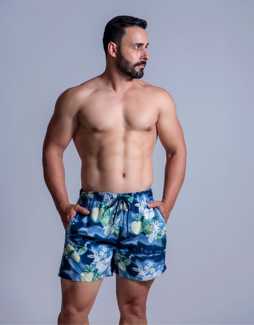 B542 - Short tactel masculino com forro e bolso traseiro.