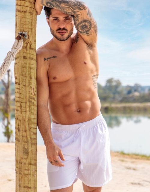 B181-Short masculino praia.