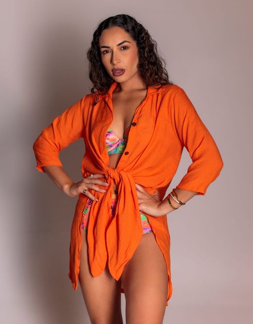 B400 - Saida de praia camisa chemise com fenda lateral.