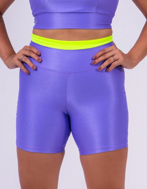 F505 - Short fitness curto, tecido caneladocom pala no cós.