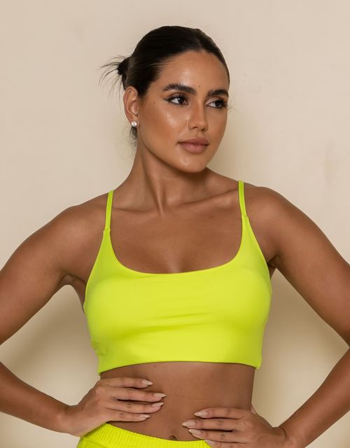 F297 - Top Conforto Alças Retas, Duplo, com Bojo Removível e Alças Finas  - Suporte e Estilo em uma Peça Versátil.