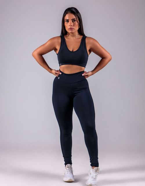 Top reforçado com decote v na costas + legging fitness cós alto com recortes na lateral
