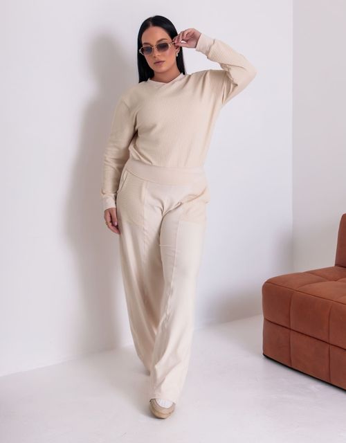 F506 - Conjunto com blusa manda longa, calça wide leg.