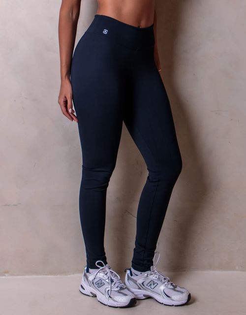 F001-Legging Fitness Básica Sem Recortes.