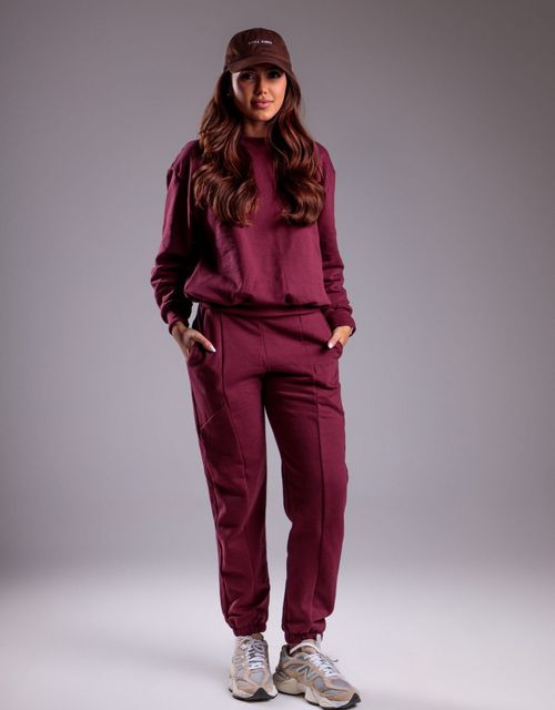 A050 - Conjunto de moletom.