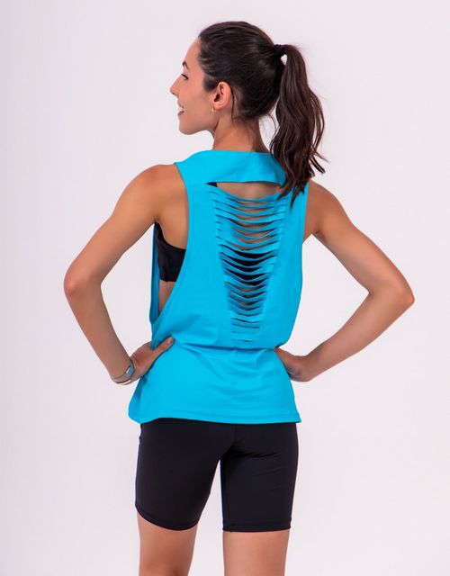 F165 - Regata fitness customizada nas costas.