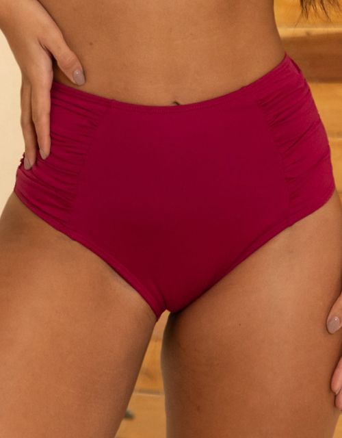 B096 - Calcinha hot pant bumbum largo, franzida na lateral.