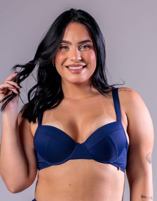 B305TR - Sutiã estruturado com bojo e aro, alças largas com regulagem.