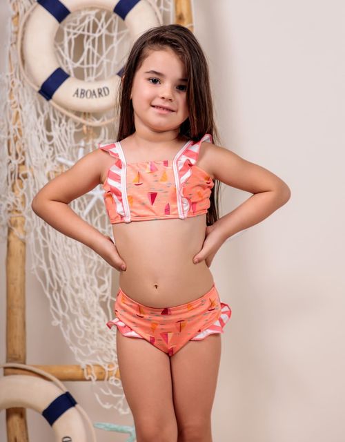 B585 - conjunto infantil com babadinho nas alças do sutiã e calcinha