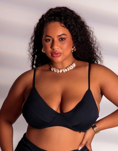 B467TR - Sutia estruturado com aro, regulagem e bojo removivel.