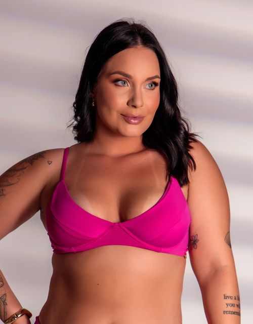 B467TR - Sutia estruturado com aro, regulagem e bojo removivel.