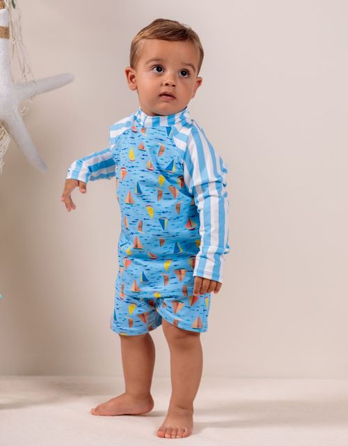 B292 - Conjunto infantil masculino.