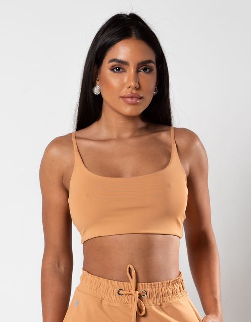 F297 - Top Conforto Alças Retas, Duplo, com Bojo Removível e Alças Finas  - Suporte e Estilo em uma Peça Versátil.